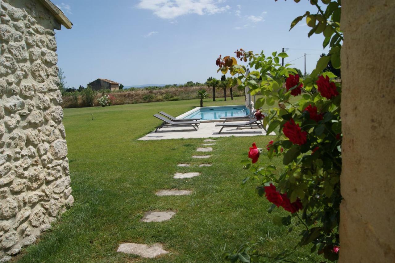 Gites Dans Mas En Pierres Robion en Luberon Exterior foto